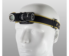 Lataa kuva Galleria-katseluun, Armytek Tiara C1 Magnet USB - Otsalamppu / Monitoimivalaisin 1050lm